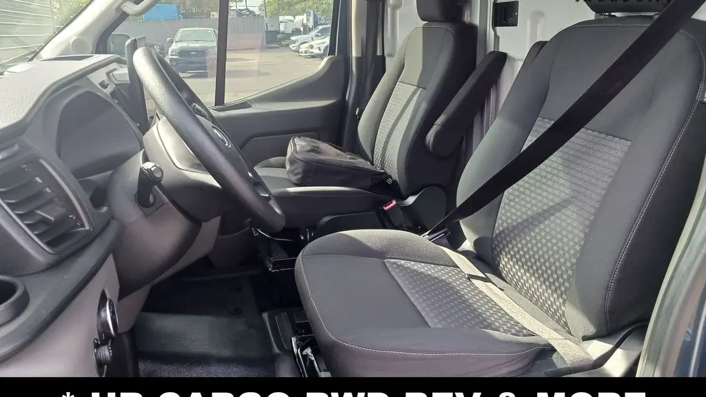 2023 Ford E-Transit 350