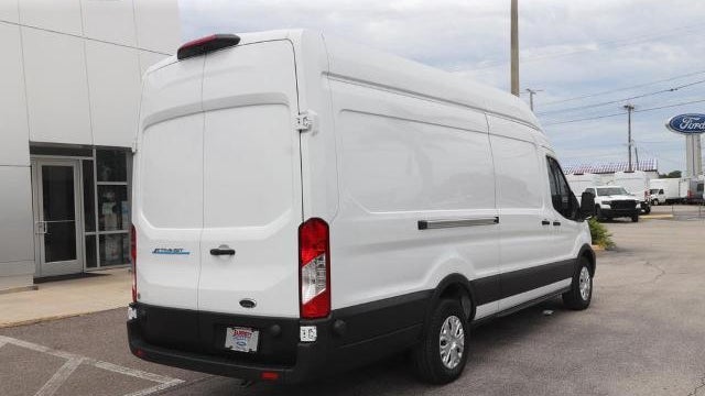 2023 Ford E-Transit 350