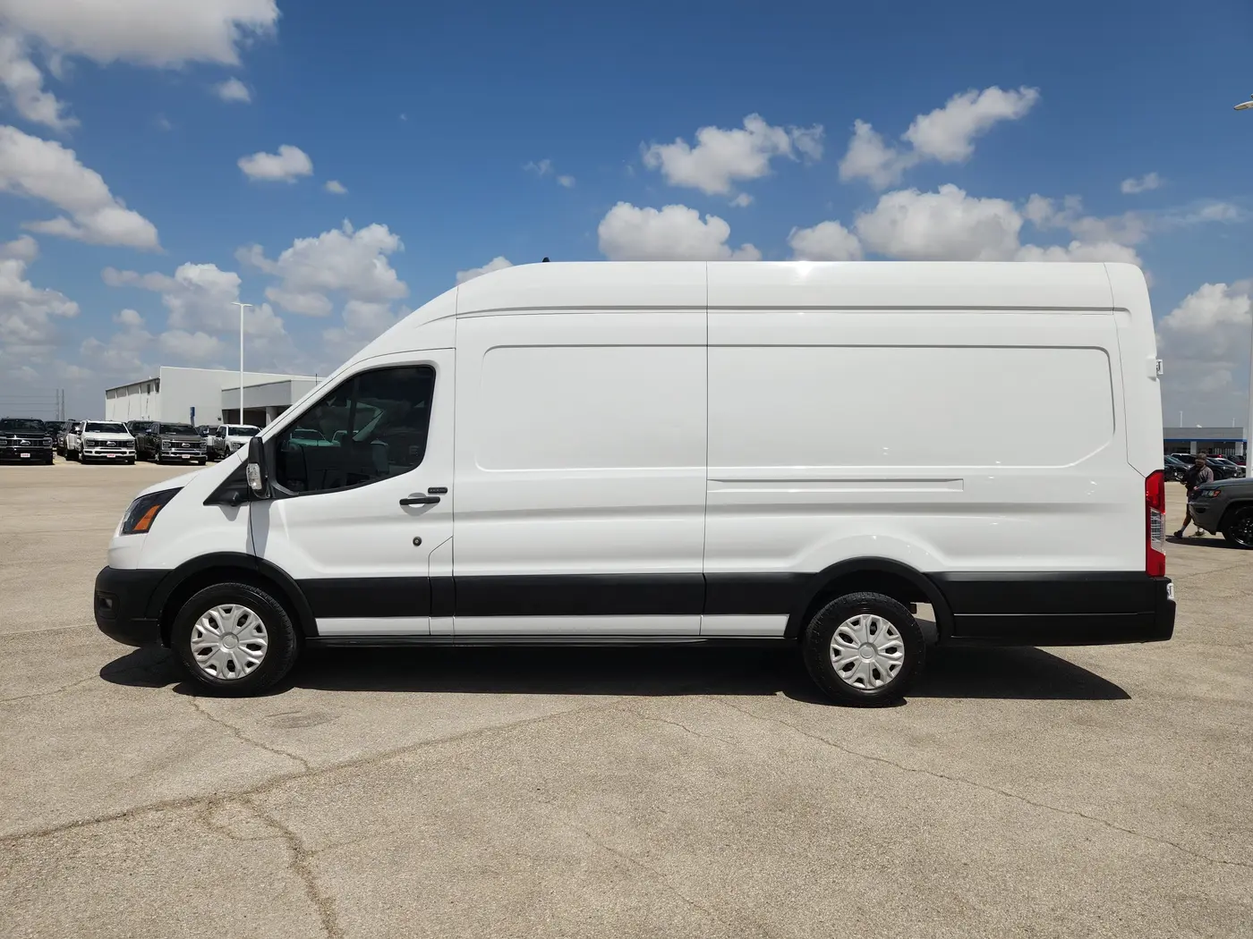 2022 Ford Transit - $24,708