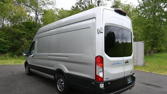 2025 Ford E-Transit 350