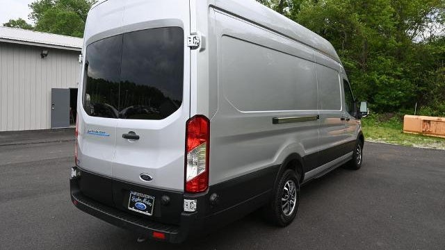 2025 Ford E-Transit 350