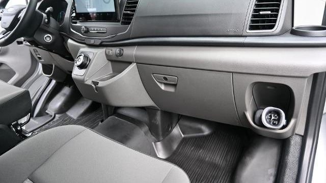 2025 Ford E-Transit 350