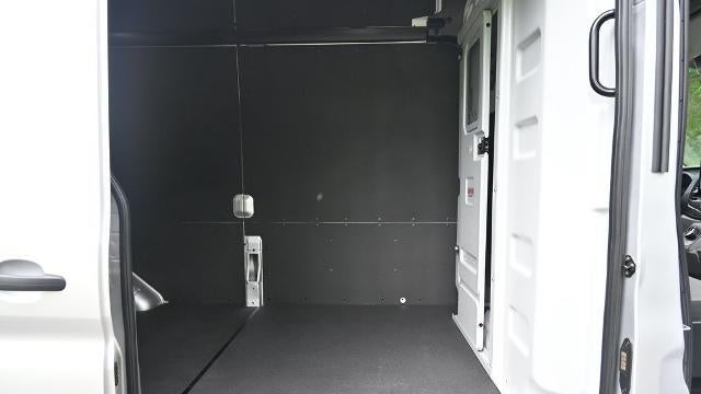 2025 Ford E-Transit 350