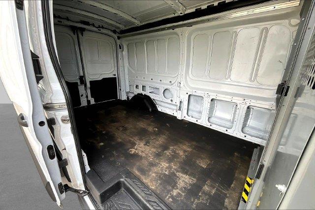 2022 Ford Transit - $30,500