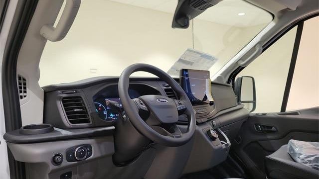 2022 Ford E-Transit 350