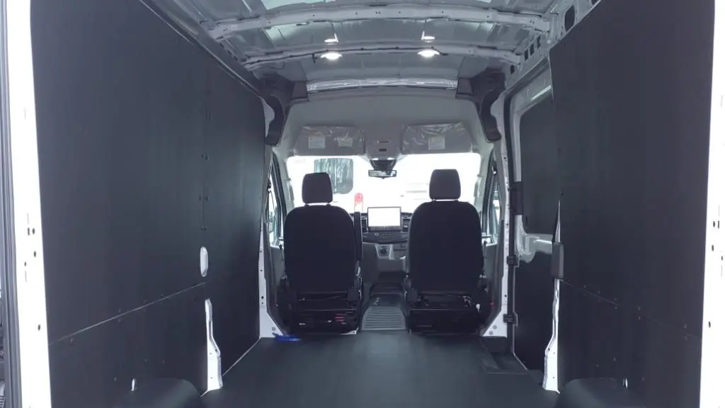 2023 Ford E-Transit 350