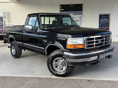 1994 Ford F-150 2DR XLT 4WD Standard Cab LB