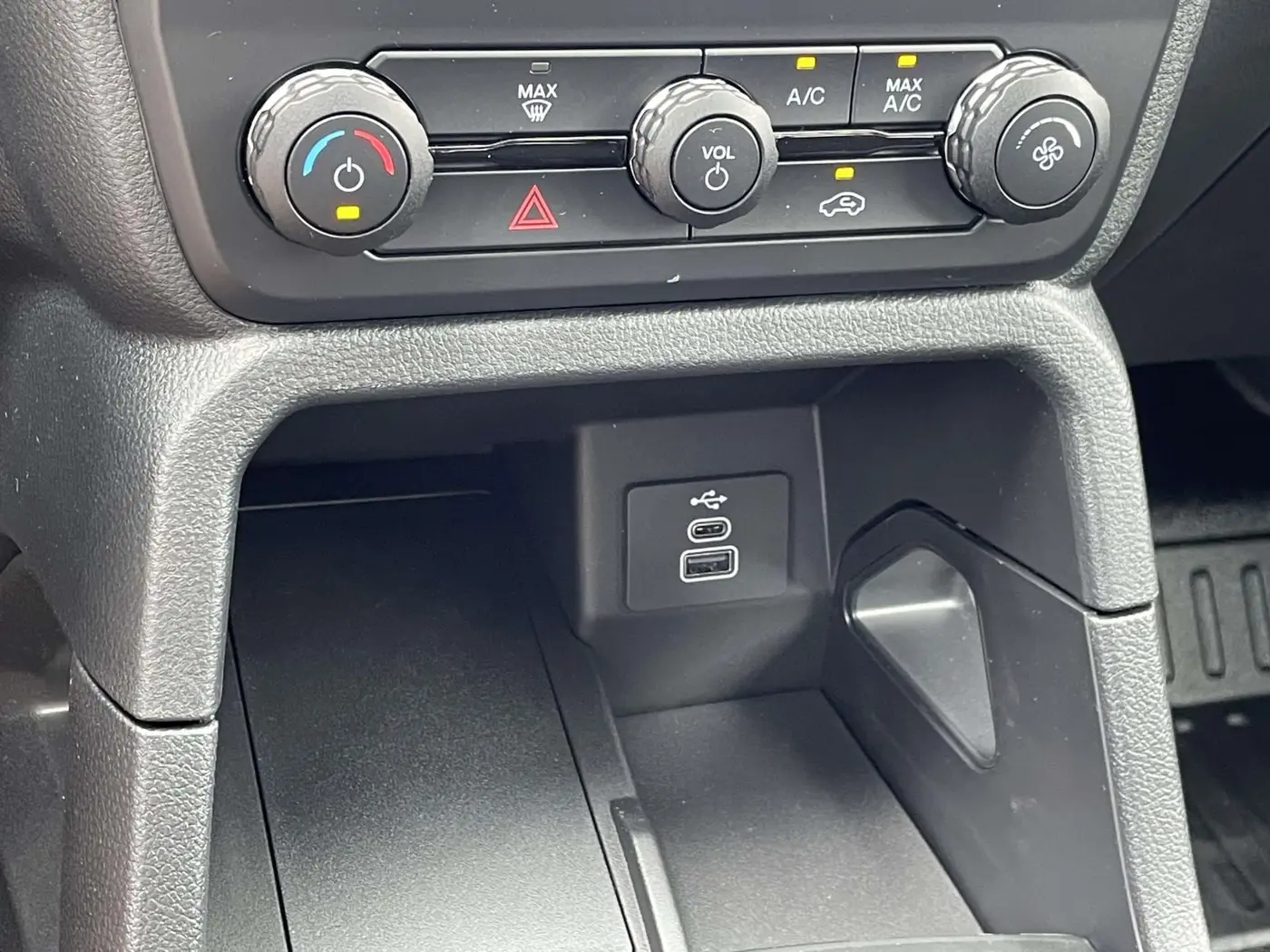2026 Ford Ranger - $32,840