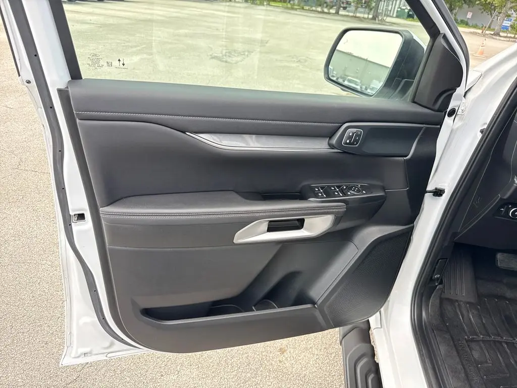 2024 Ford Ranger - $33,900
