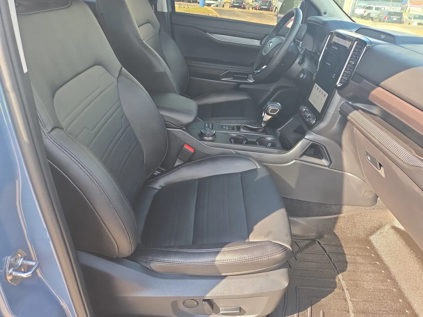 2025 Ford Ranger - $44,995