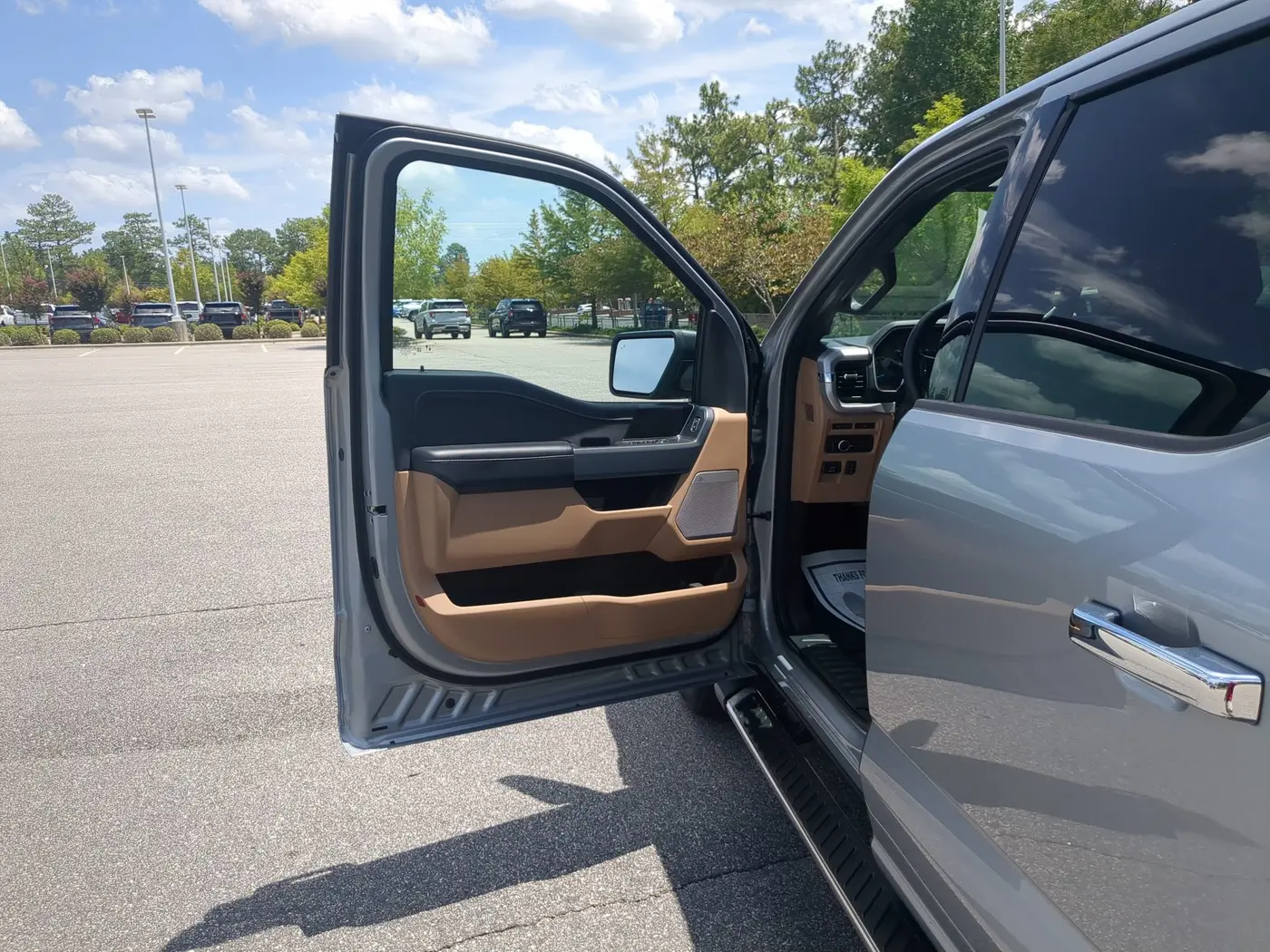 2023 Ford F-150 - $40,895