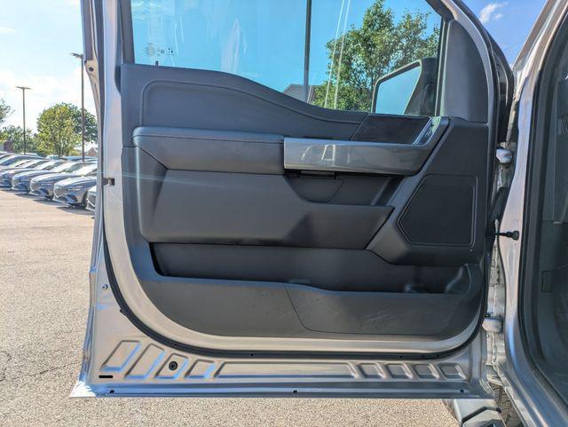 2022 Ford F-150 - $37,999