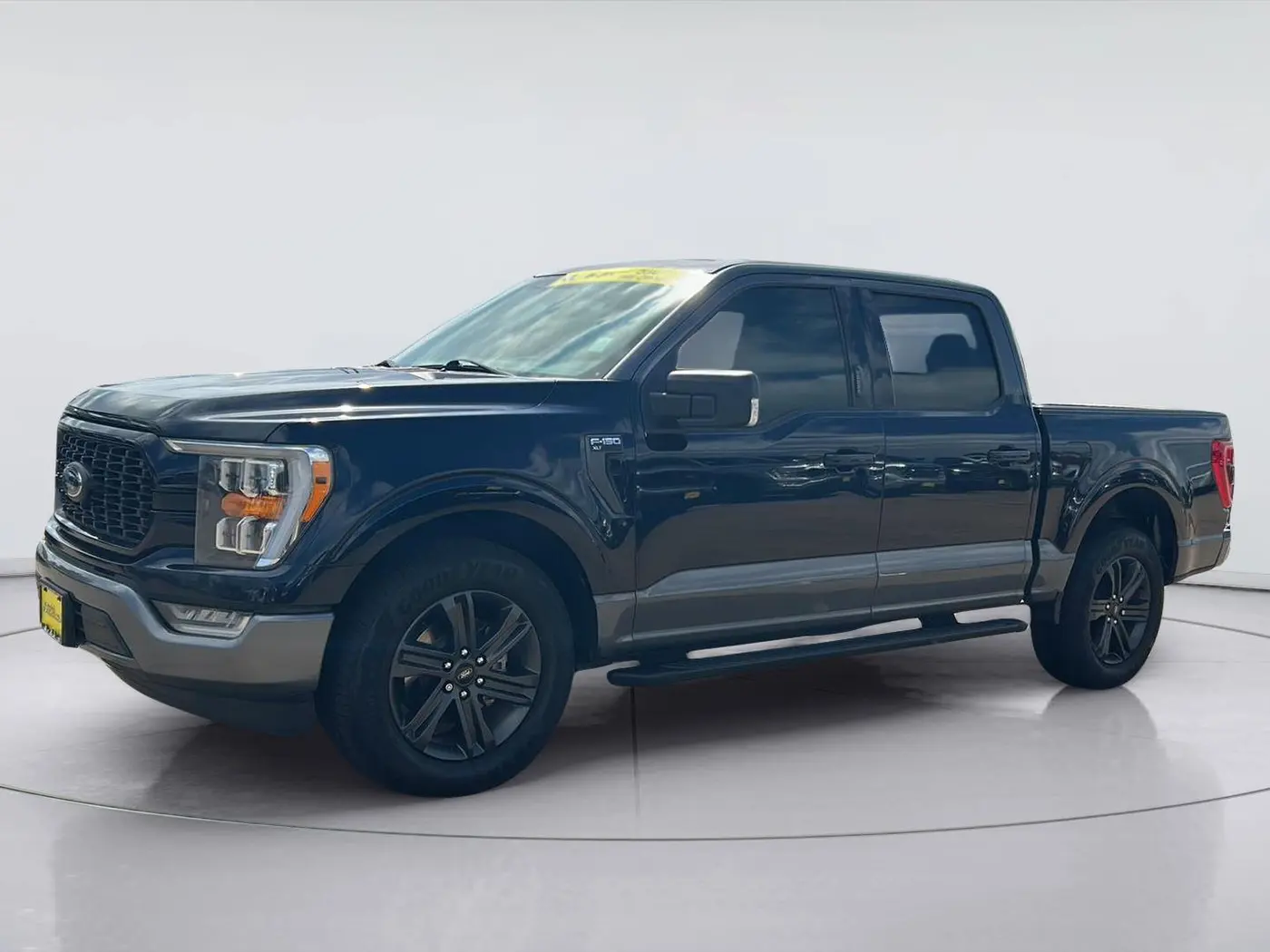 2023 Ford F-150 - $36,425