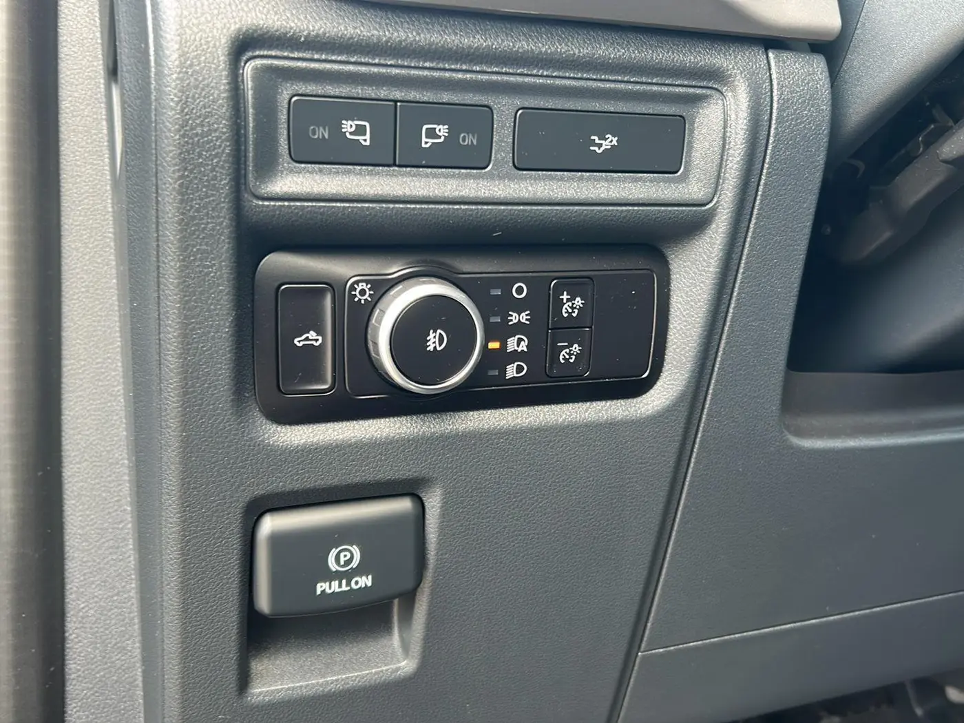 2023 Ford F-150 - $36,425