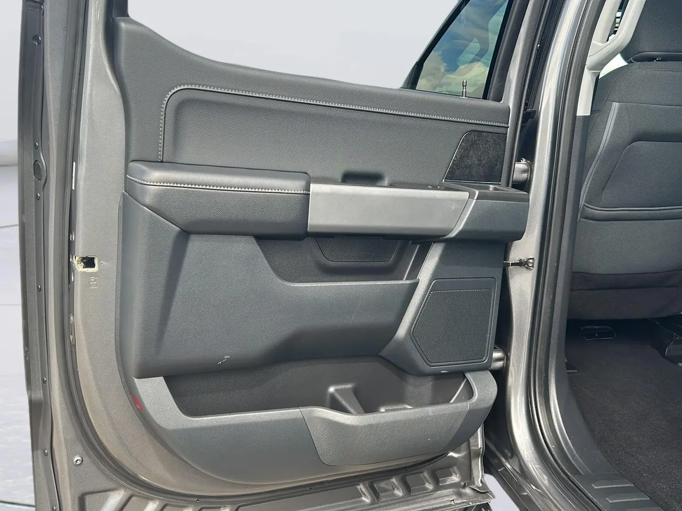2023 Ford F-150 - $36,425