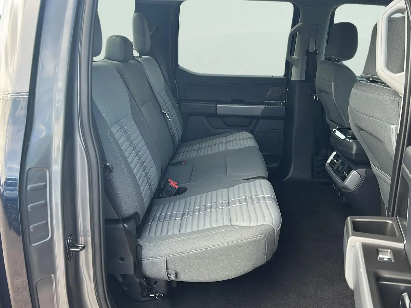 2023 Ford F-150 - $36,425