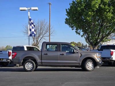 2022 Ford F-150 4X2 XL 4DR Supercrew 5.5 FT. SB