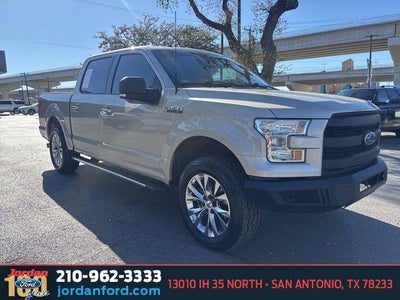 2017 Ford F-150 4X2 XLT 4DR Supercrew 5.5 FT. SB