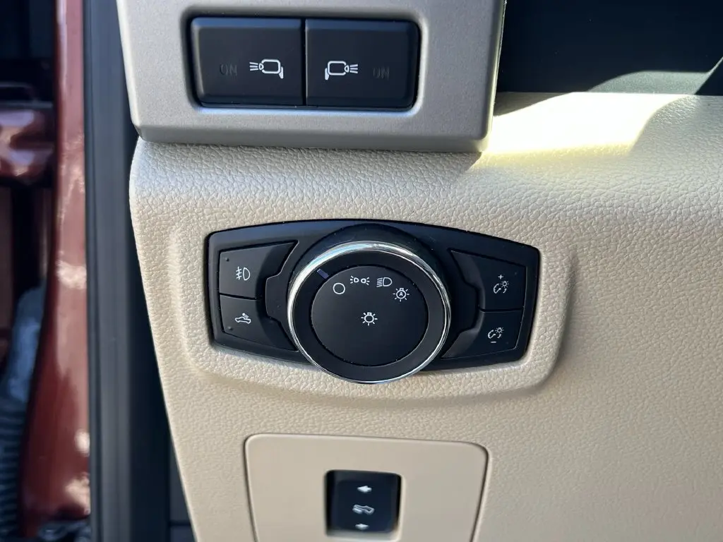 2016 Ford F-150 - $25,980