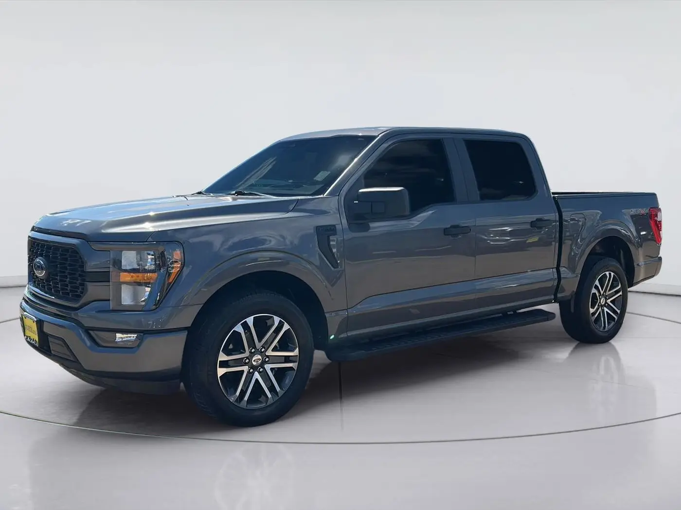 2023 Ford F-150 - $30,925