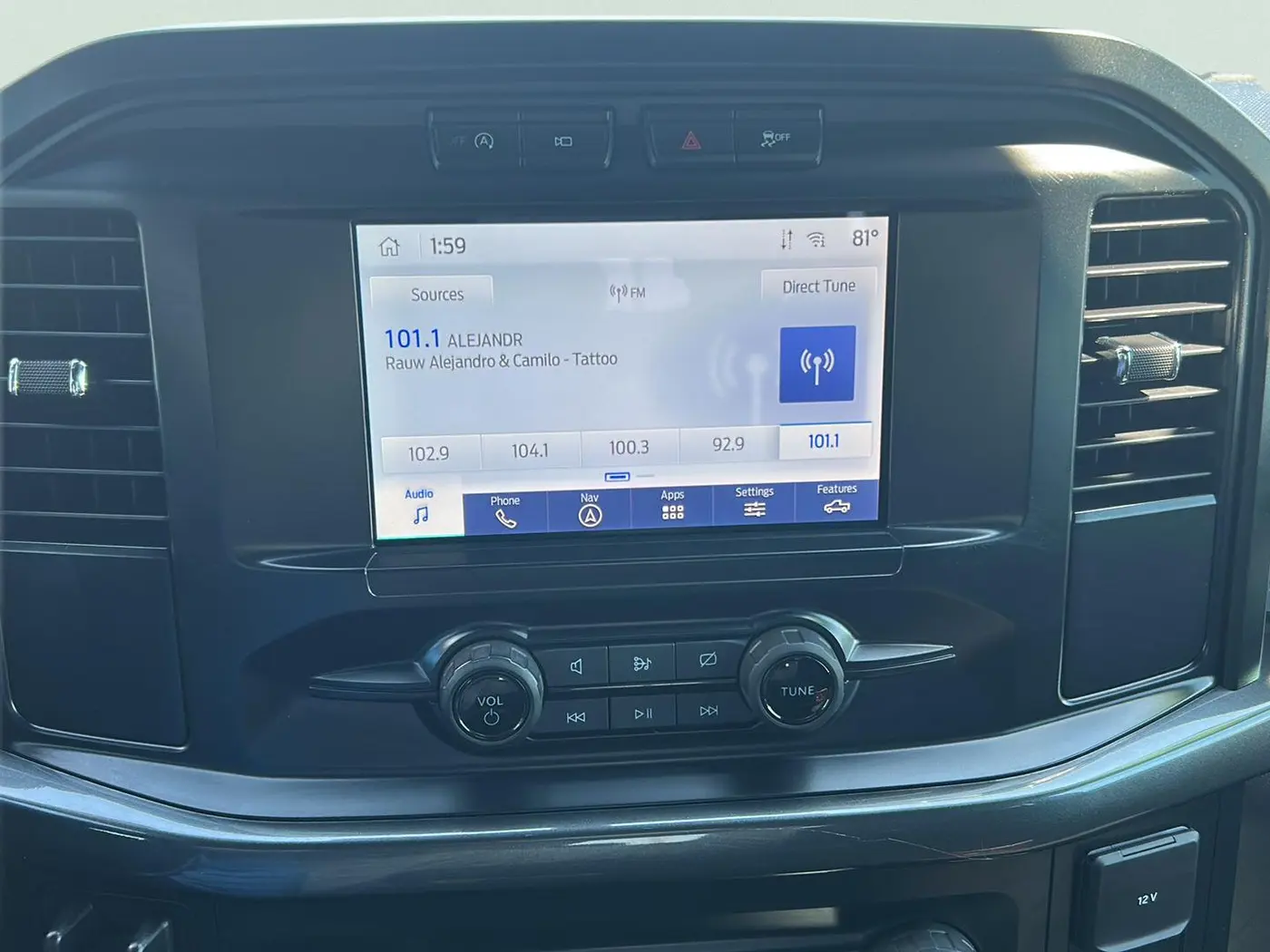 2023 Ford F-150 - $30,925