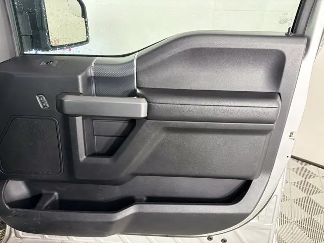 2019 Ford F-150 - $18,500