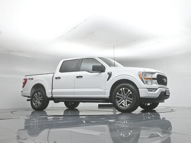 2021 Ford F-150 - $31,985