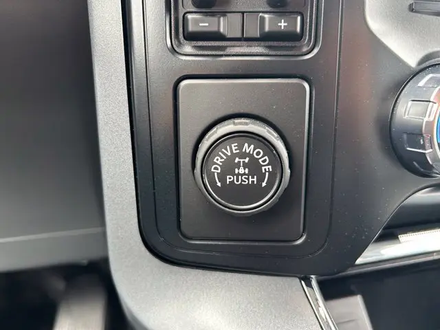 2023 Ford F-150 - $35,980
