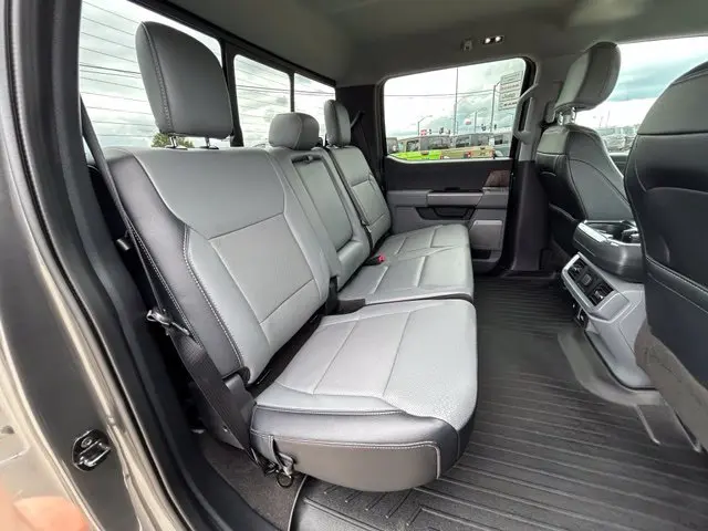 2023 Ford F-150 - $35,980