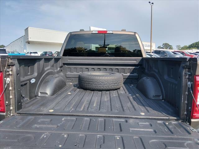 2022 Ford F-150 - $29,928
