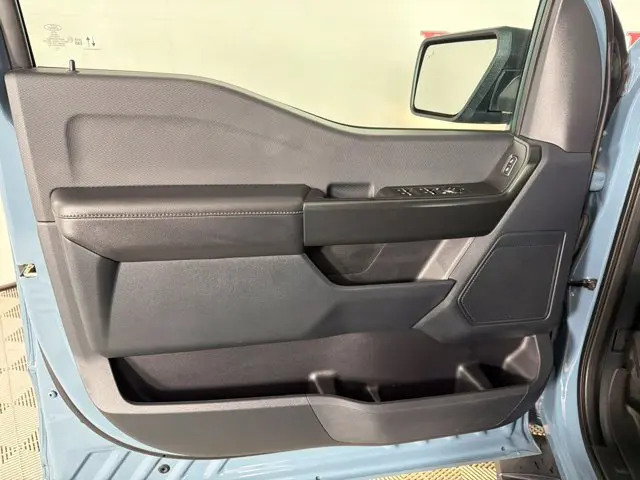 2023 Ford F-150 - $29,250