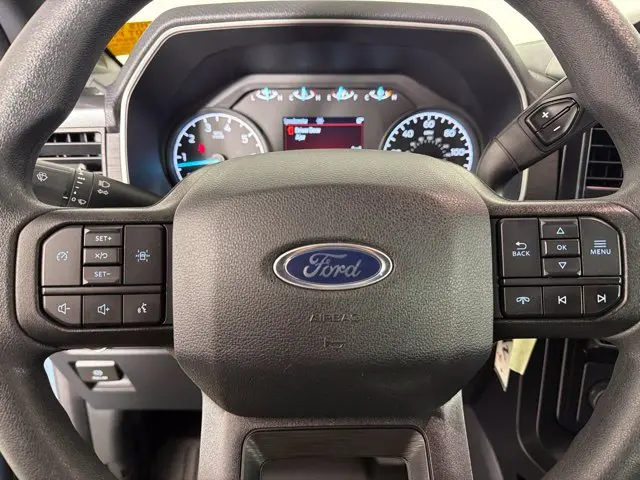 2023 Ford F-150 - $29,250