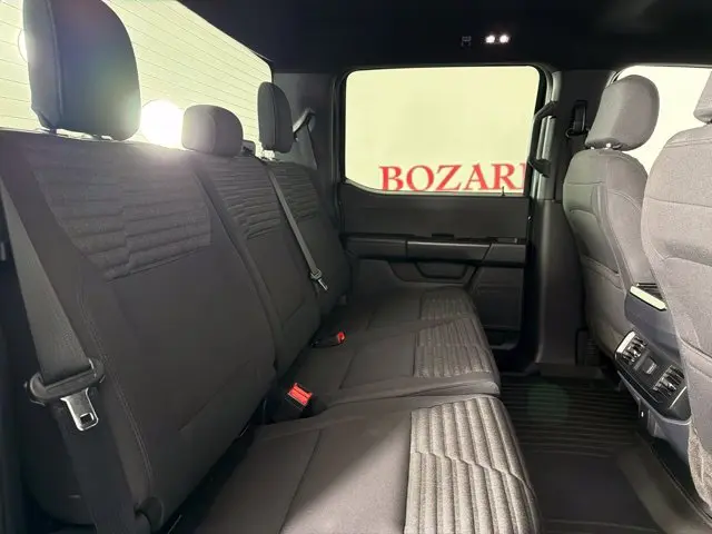 2023 Ford F-150 - $29,250