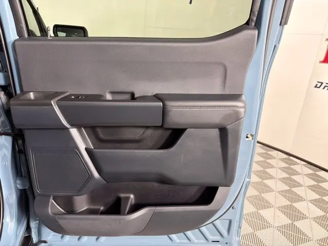 2023 Ford F-150 - $29,250