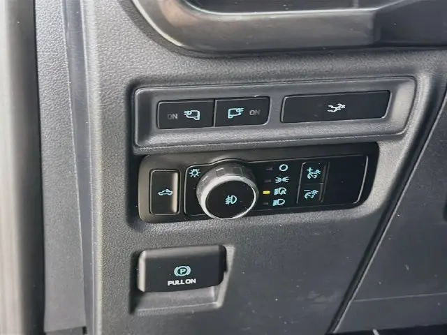 2023 Ford F-150 - $28,000