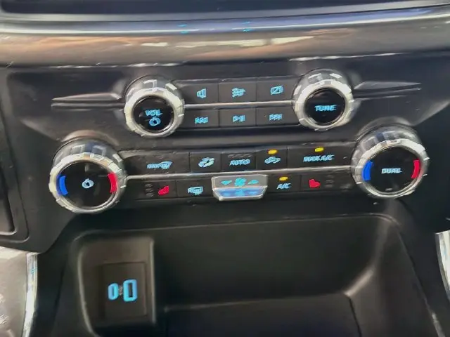 2023 Ford F-150 - $28,000