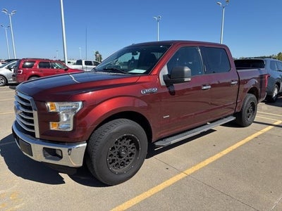 2015 Ford F-150 4X2 XLT 4DR Supercrew 5.5 FT. SB