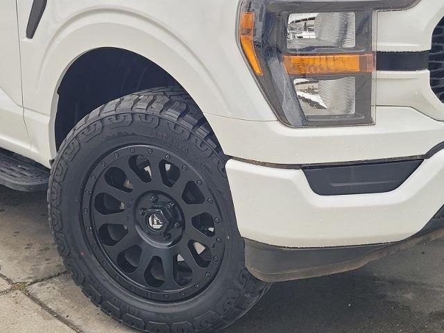 2023 Ford F-150 - $33,900