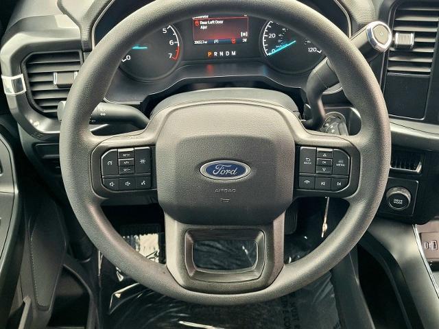 2023 Ford F-150 - $33,900