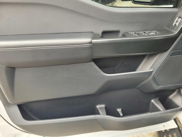 2023 Ford F-150 - $33,900