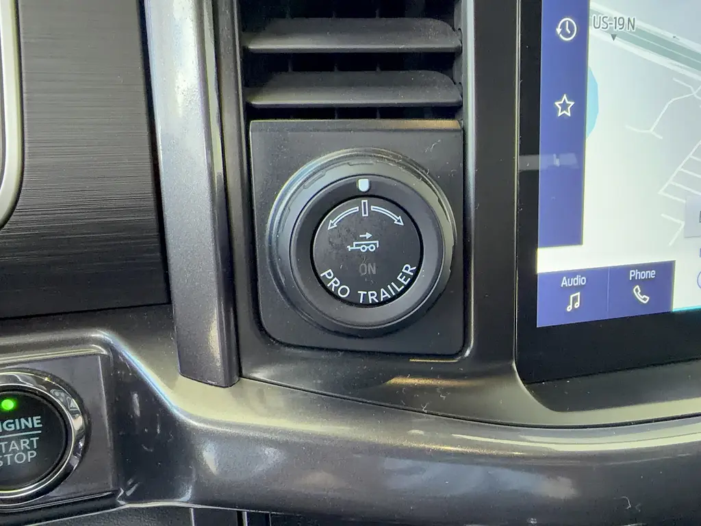 2023 Ford F-150 - $43,995