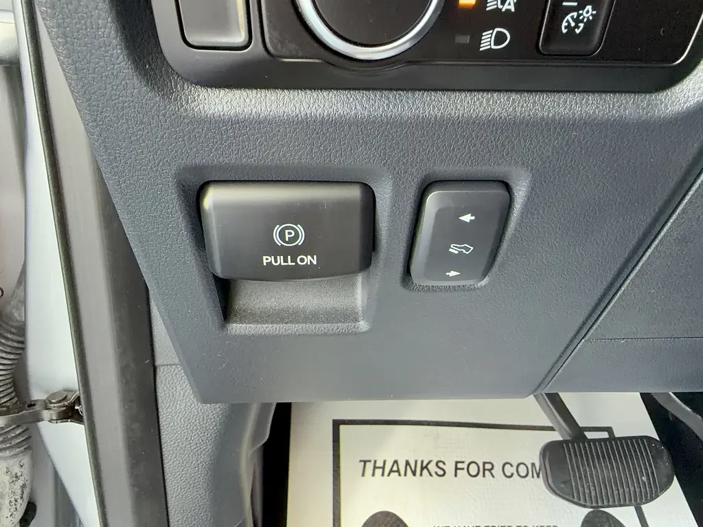 2023 Ford F-150 - $43,995