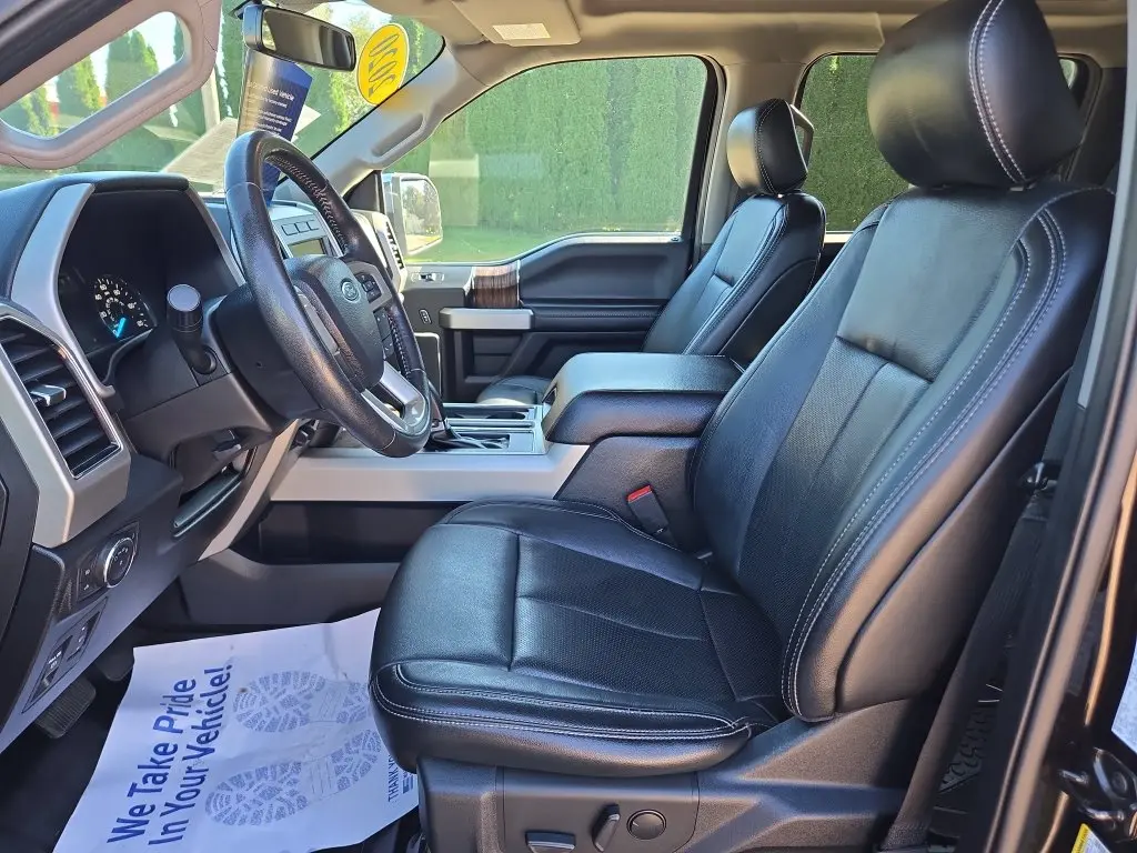 2020 Ford F-150 - $31,995