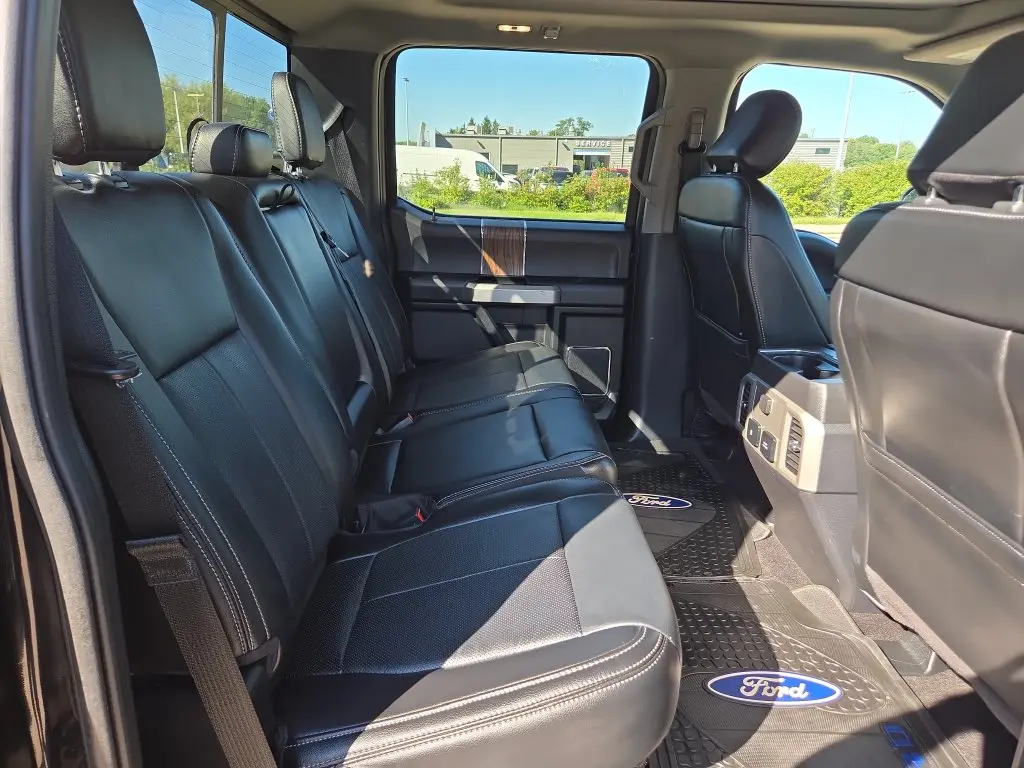 2020 Ford F-150 - $31,995