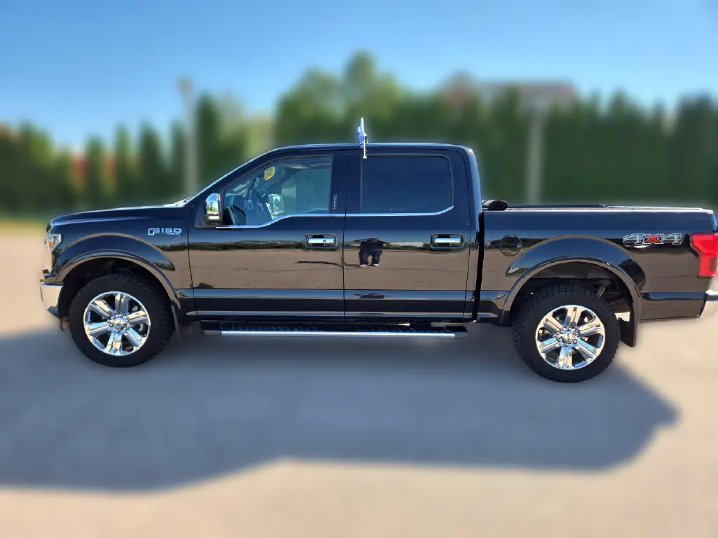 2020 Ford F-150 - $31,995