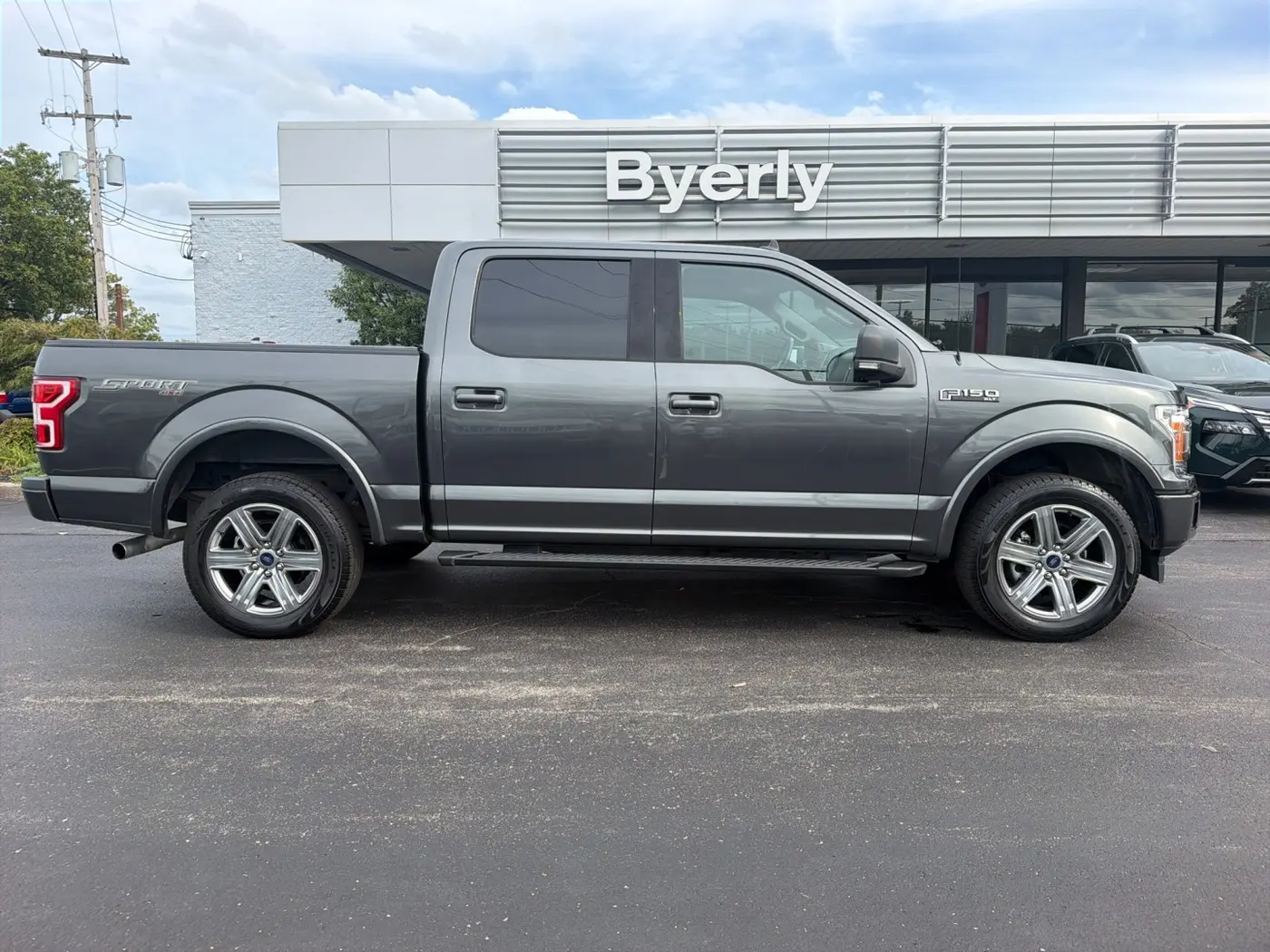 2019 Ford F-150 - $19,995