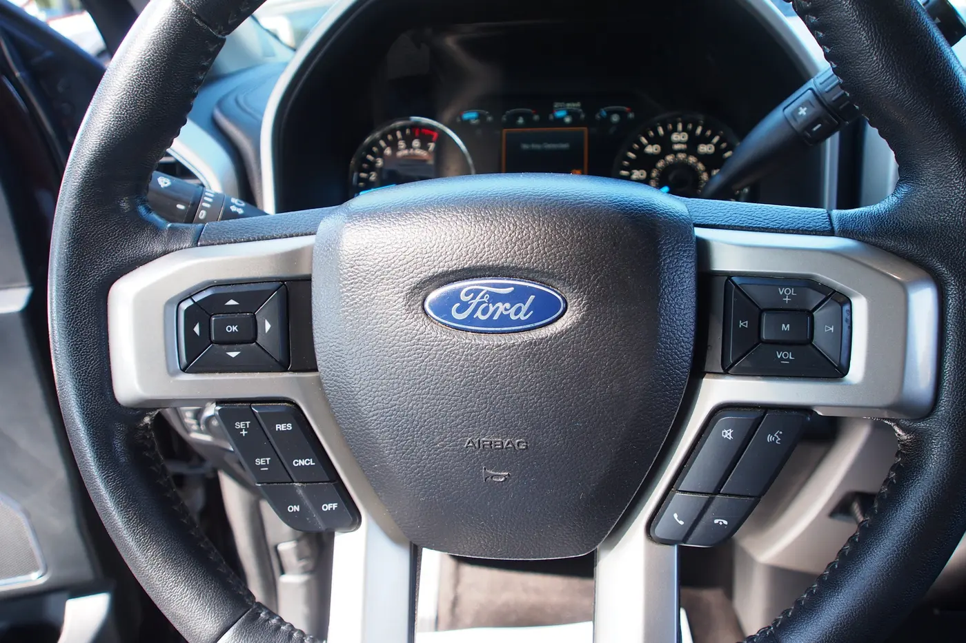 2020 Ford F-150 - $27,860
