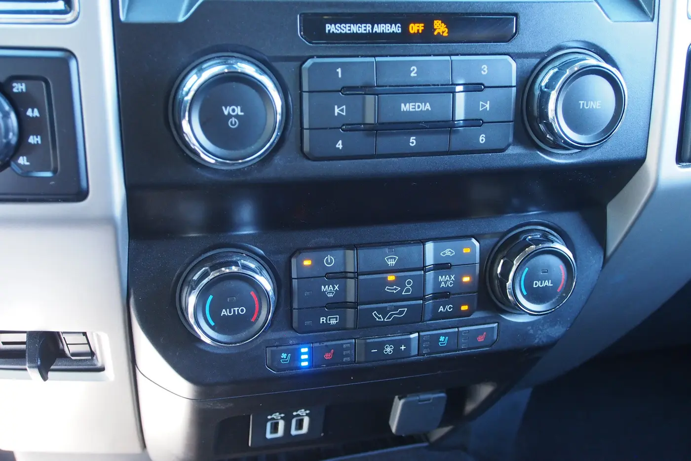 2020 Ford F-150 - $27,860