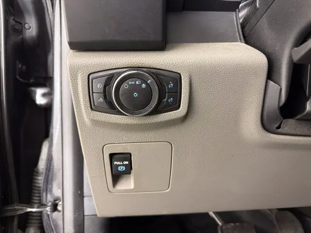 2020 Ford F-150 - $19,000