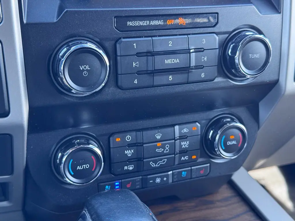 2019 Ford F-150 - $31,780
